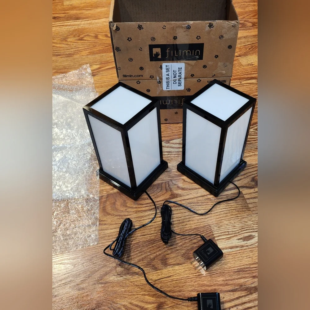 NEW Set of 2 Friendship Lamps Great gift!